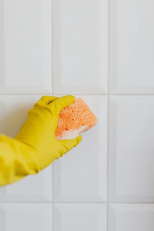 6 Steps for Removing a Tile